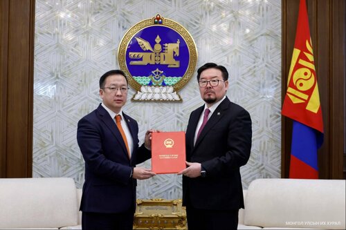 Булган уулыг дархан цаазат газар болгох тогтоолын төслийг өргөн мэдүүлэв